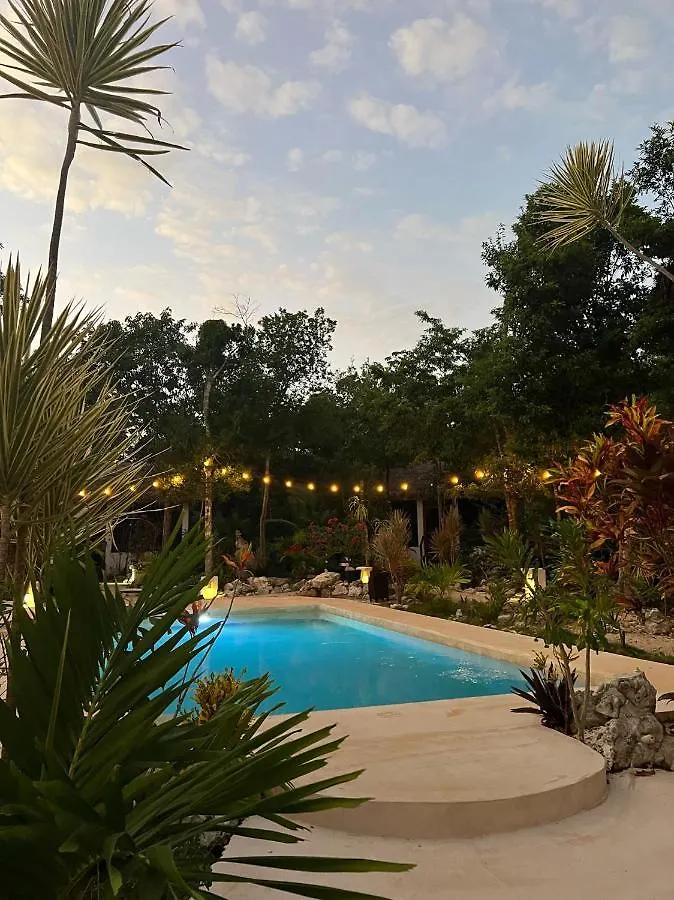 Maya Eco Village أكومال