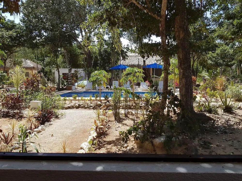 Maya Eco Village أكومال فندق